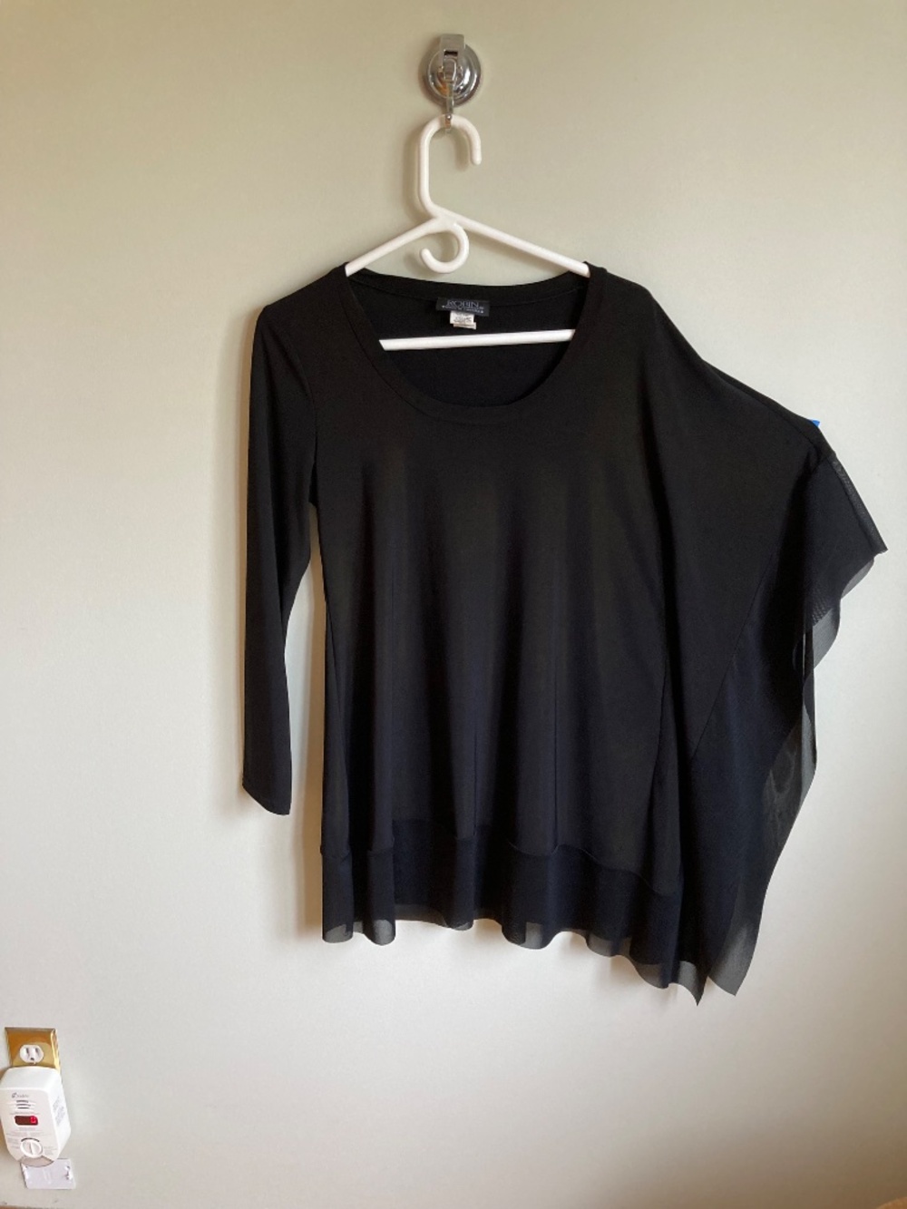 Robin Artizan Signature Black Asymmetric Tunic S/M - Picture 3 of 4